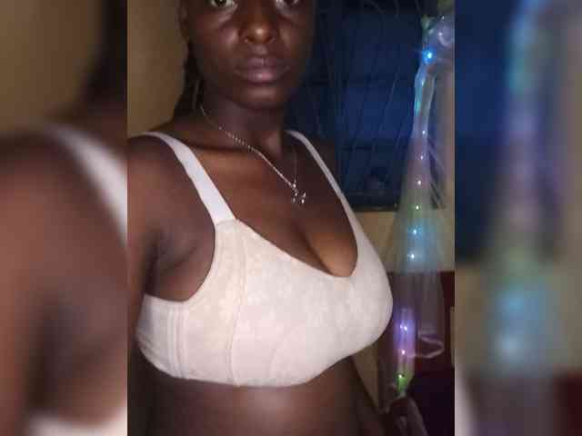 Paula006 webcam