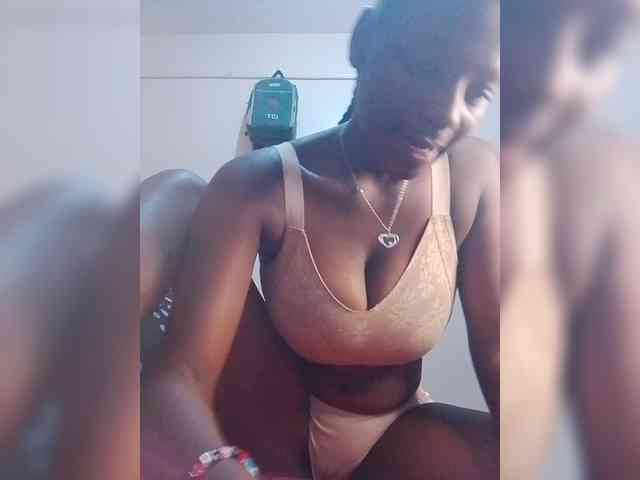 Paula006 webcam