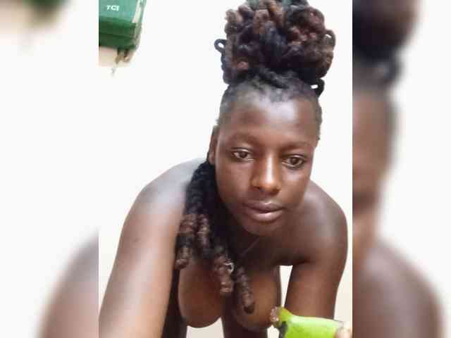 Paula006 webcam