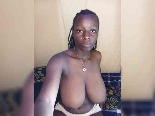 Paula006 webcam