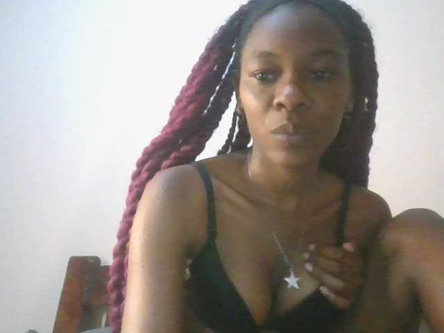 Zulfal07 live cam on BongaCams