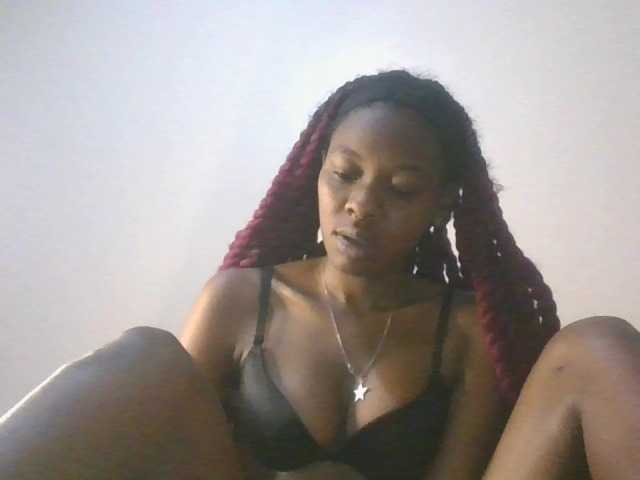 Zulfal07 live cam on BongaCams