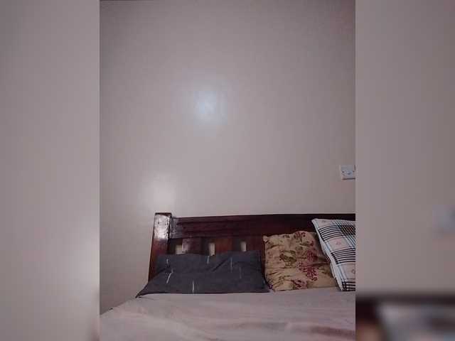 Zulfal07 live cam on BongaCams