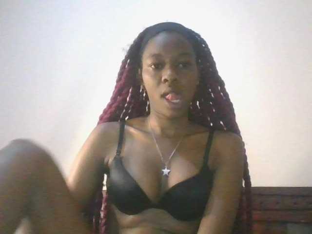 Zulfal07 live cam on BongaCams