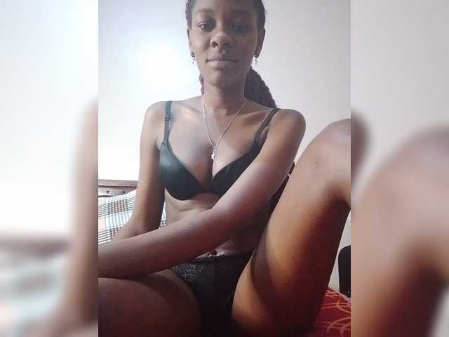 Zulfal07 live webcam show