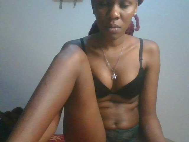 Zulfal07 live cam on BongaCams
