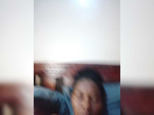 Zulfal07 live cam on BongaCams