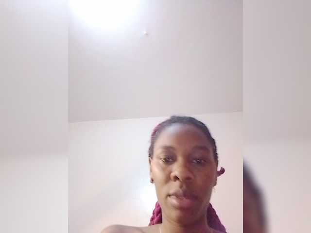 Zulfal07 live cam on BongaCams
