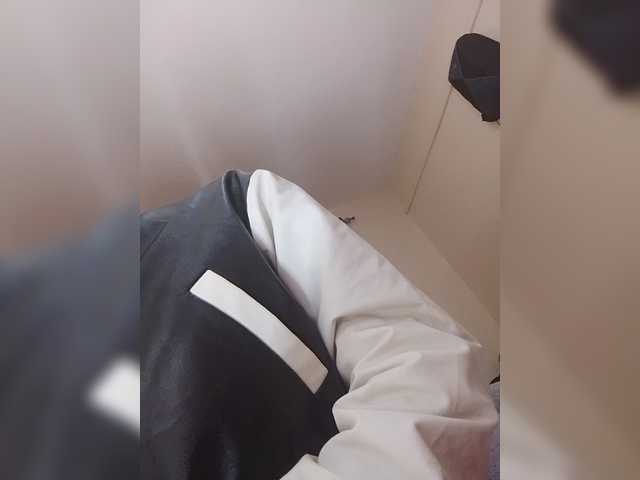 Zulfal07 live cam on BongaCams