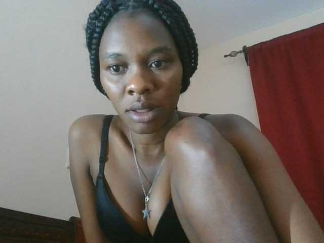 Zulfal07 live cam on BongaCams