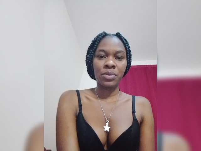 Zulfal07 live cam on BongaCams