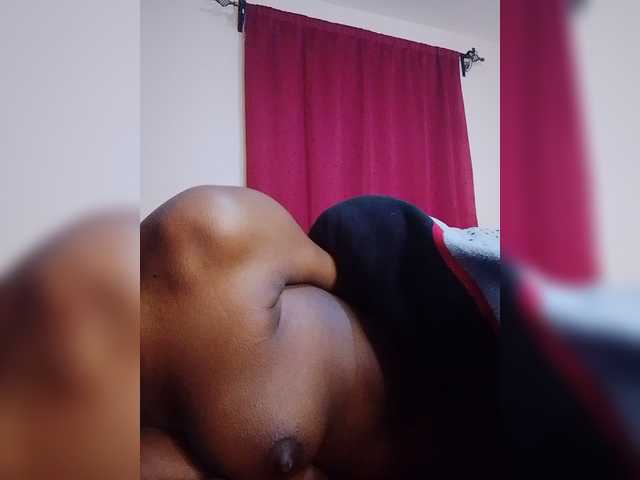 Zulfal07 live webcam show