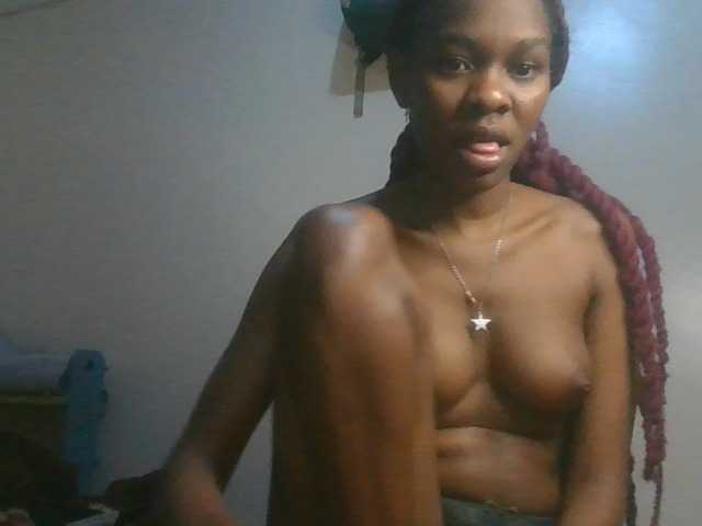 Zulfal07 live cam on BongaCams