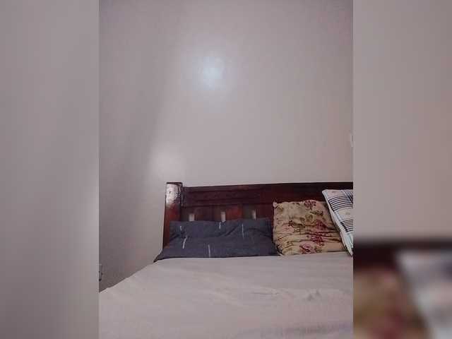 Zulfal07 live cam on BongaCams