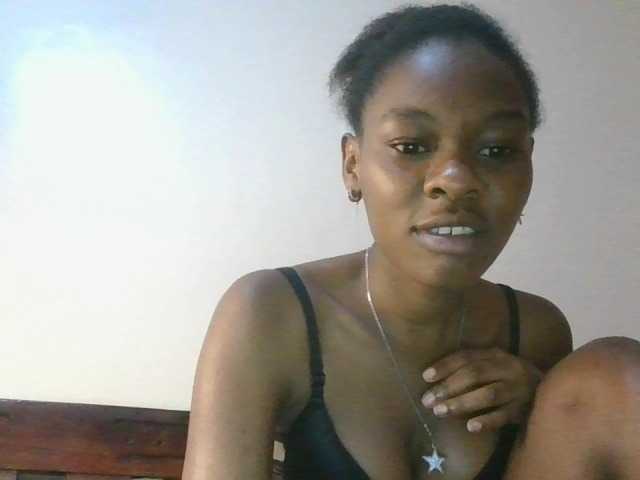 Zulfal07 live cam on BongaCams
