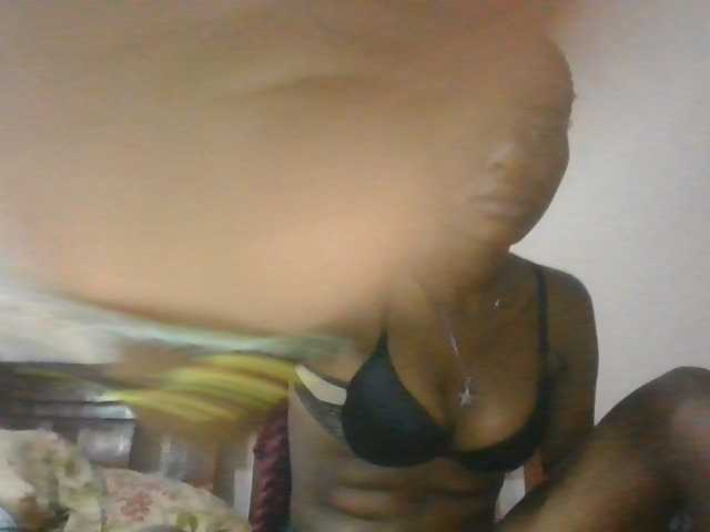 Zulfal07 live cam on BongaCams