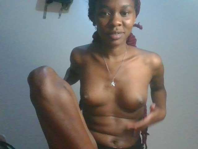 Zulfal07 live cam on BongaCams
