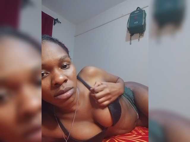Zulfal07 live cam on BongaCams