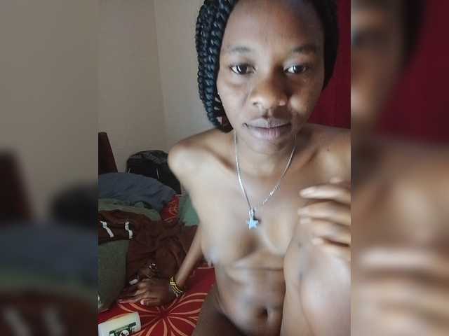Zulfal07 live cam on BongaCams
