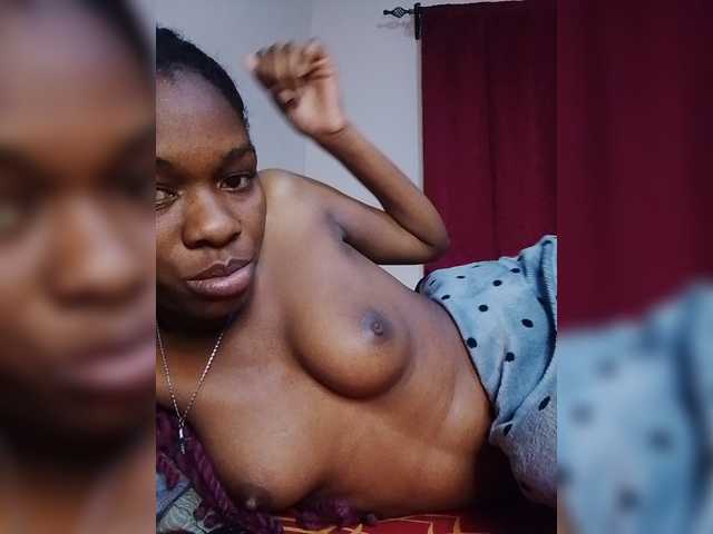 Zulfal07 live cam on BongaCams
