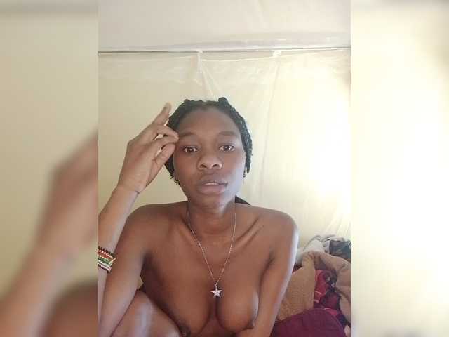 Zulfal07 live cam on BongaCams