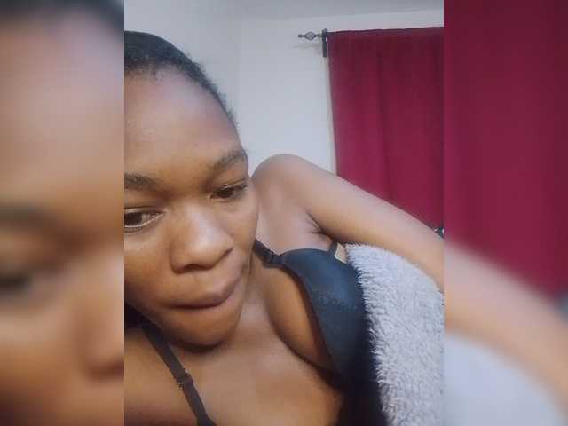 Zulfal07 live webcam show