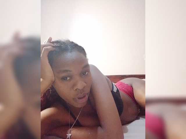 Zulfal07 live cam on BongaCams