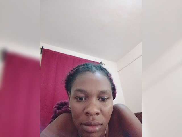 Zulfal07 live cam on BongaCams