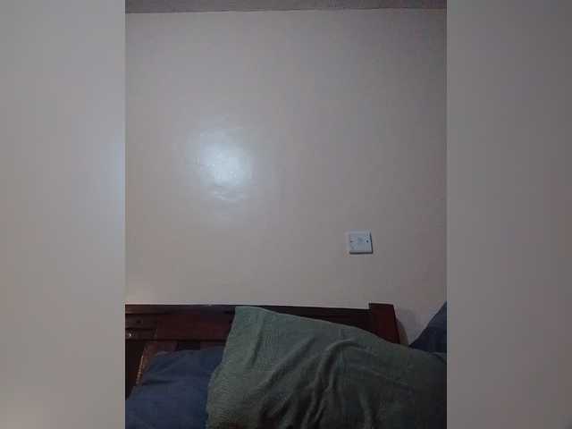 Zulfal07 live cam on BongaCams