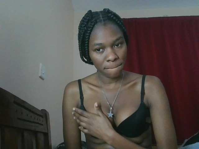 Zulfal07 live cam on BongaCams