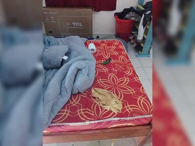 Zulfal07 live cam on BongaCams