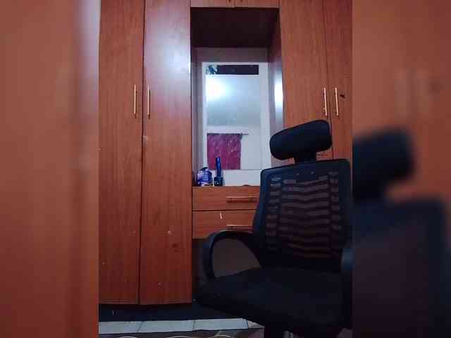 Zulfal07 webcam