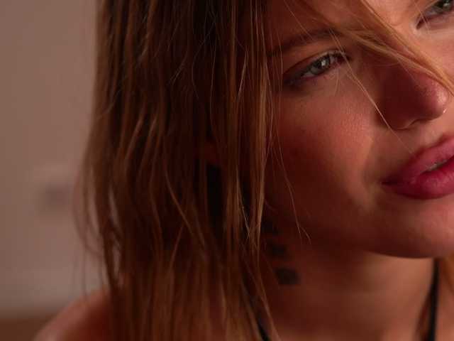 justforfunnn live cam on BongaCams