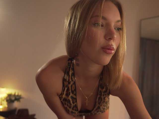 justforfunnn live cam on BongaCams