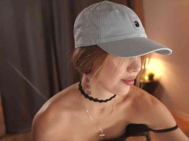 justforfunnn Live Webcam on BongaCams