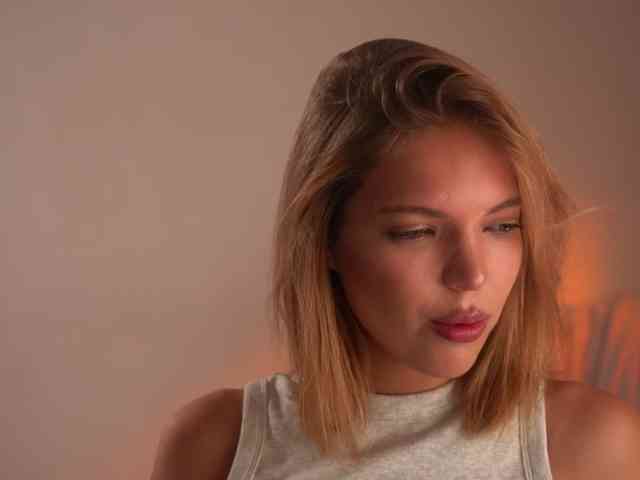 justforfunnn webcam