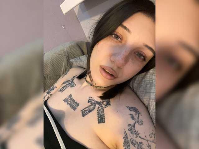 Murmur33 live webcam show