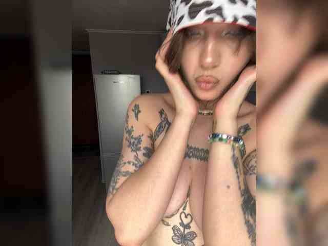 Mmuurrmmuurr33 webcam