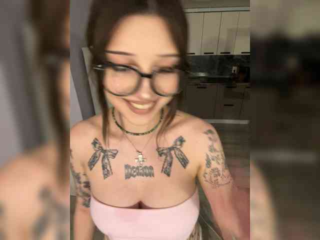 Mmuurrmmuurr33 webcam