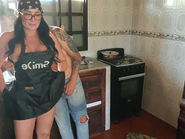WildEstateSinners live cam on BongaCams