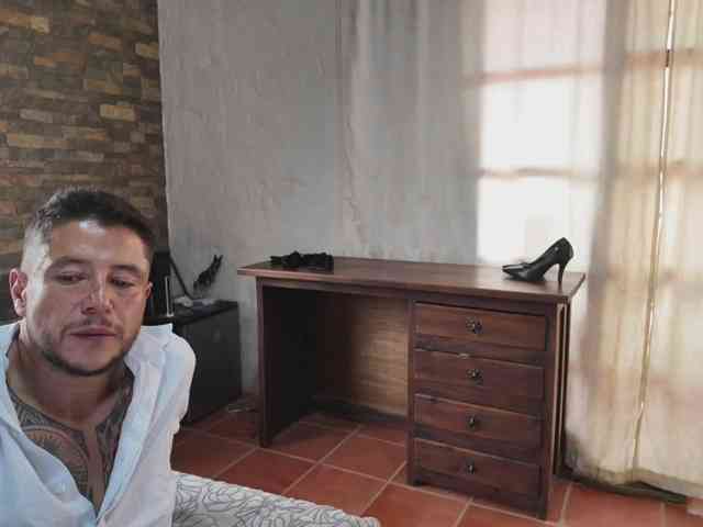 WildEstateSinners webcam