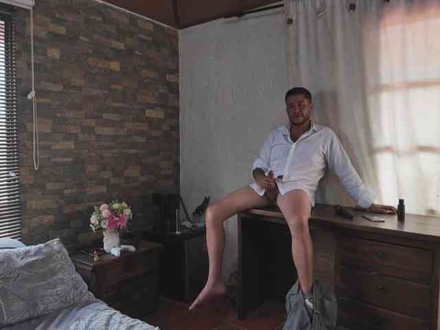 WildEstateSinners webcam