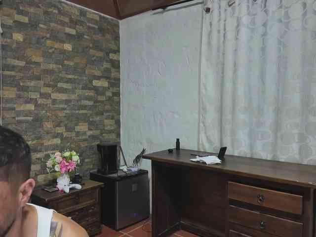 WildEstateSinners webcam