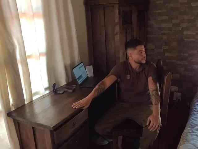 WildEstateSinners webcam
