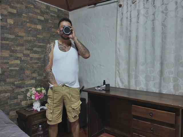WildEstateSinners webcam