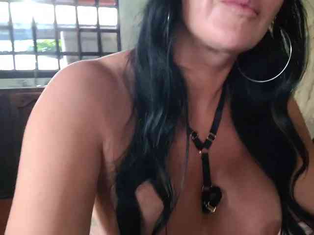 WildEstateSinners webcam