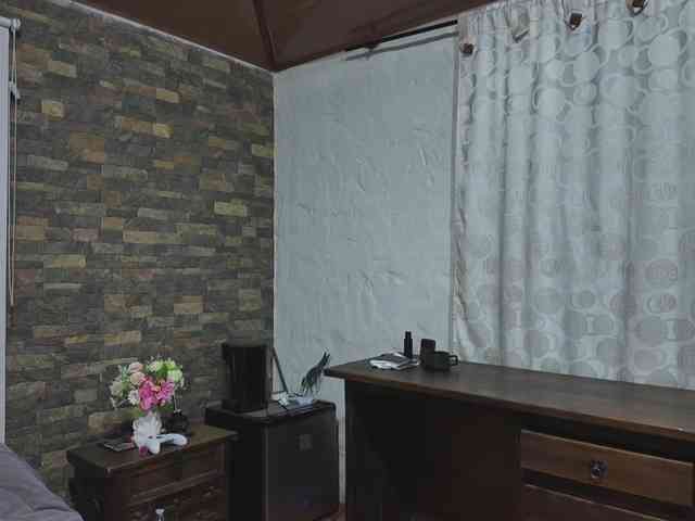 WildEstateSinners webcam