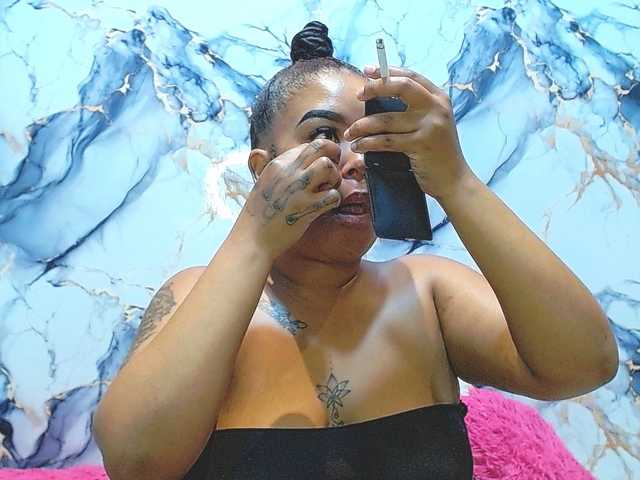 SativaXXX1 live webcam show