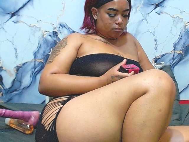 sativaxxx1 belle show
