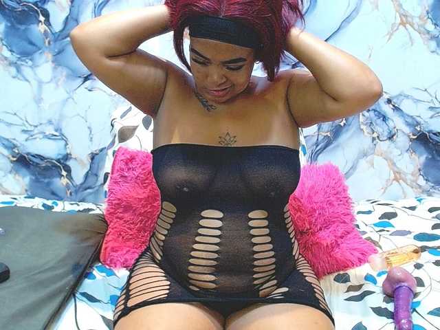 SativaXXX1 live cam on BongaCams